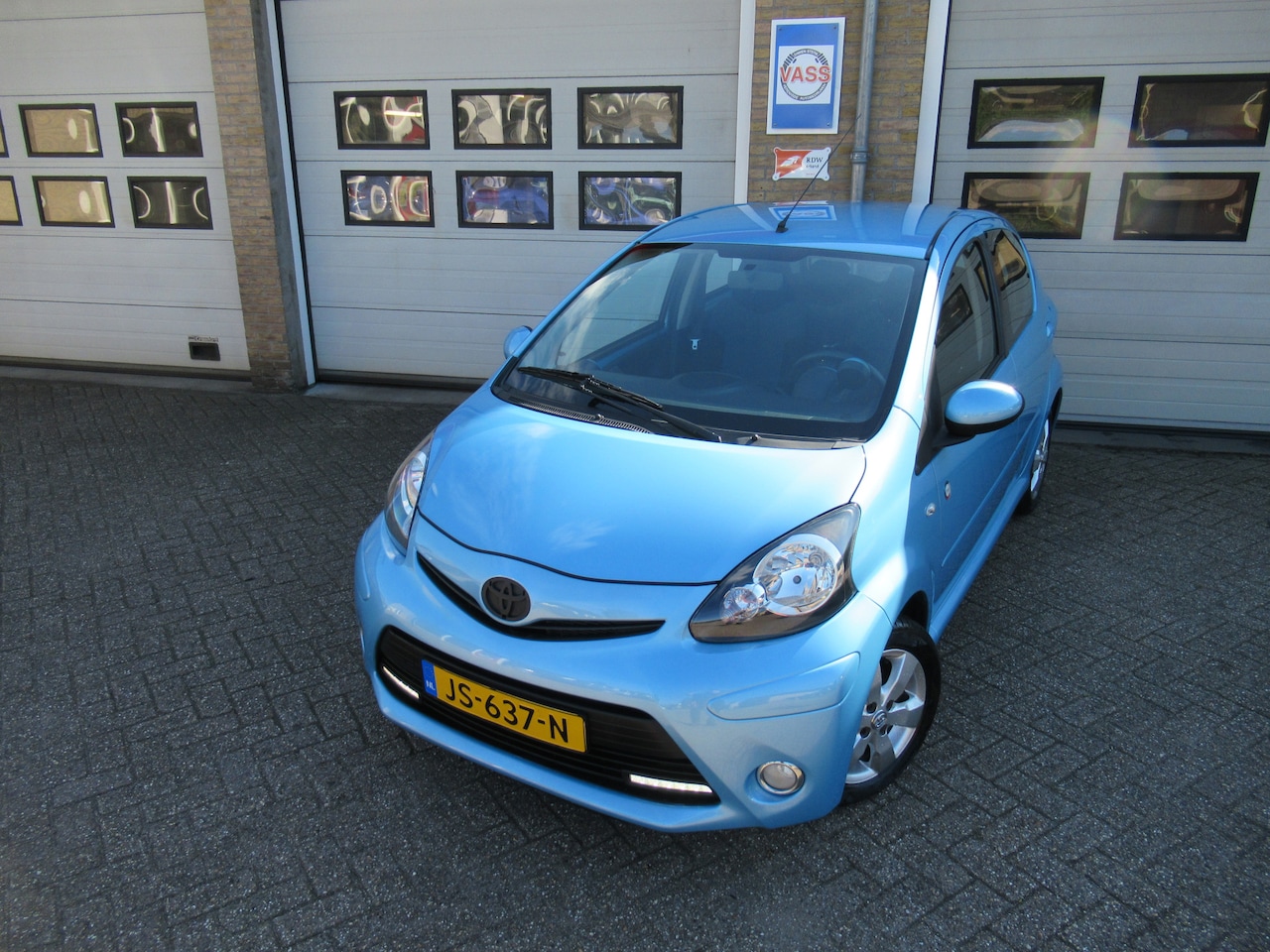 Toyota Aygo - 1.0 VVT-i Aspiration 1.0 VVT-i Aspiration - AutoWereld.nl