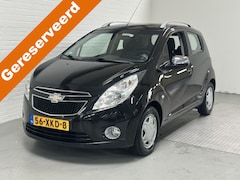 Chevrolet Spark - 1.0 16V LT White Limited Edition Bi-Fuel AIRCO / ELK.PAKKET / LMV / G3