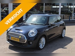 MINI Mini-Electric - 3-Deurs (f56) 184pk Aut Cooper SE | PanoramaDak | Orig. NL | HeadUp display | Camera |