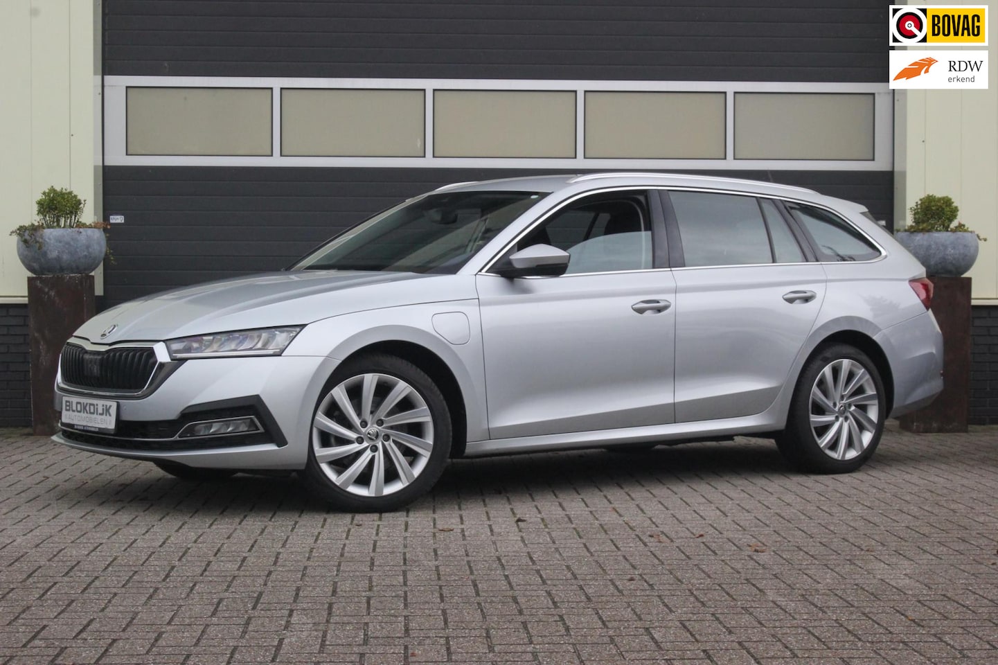 Skoda Octavia Combi - 1.4 TSI iV Style | Head-up | Memorystoelen | - AutoWereld.nl