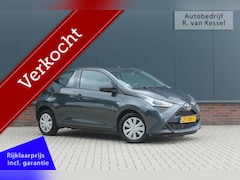 Toyota Aygo - 1.0 VVT-i x-fun I Airco I Dealer Ond. I NL-auto