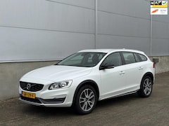 Volvo V60 Cross Country - 2.0 D4 Sum Buss CLIMA|NAV|CRUISE|NAP|