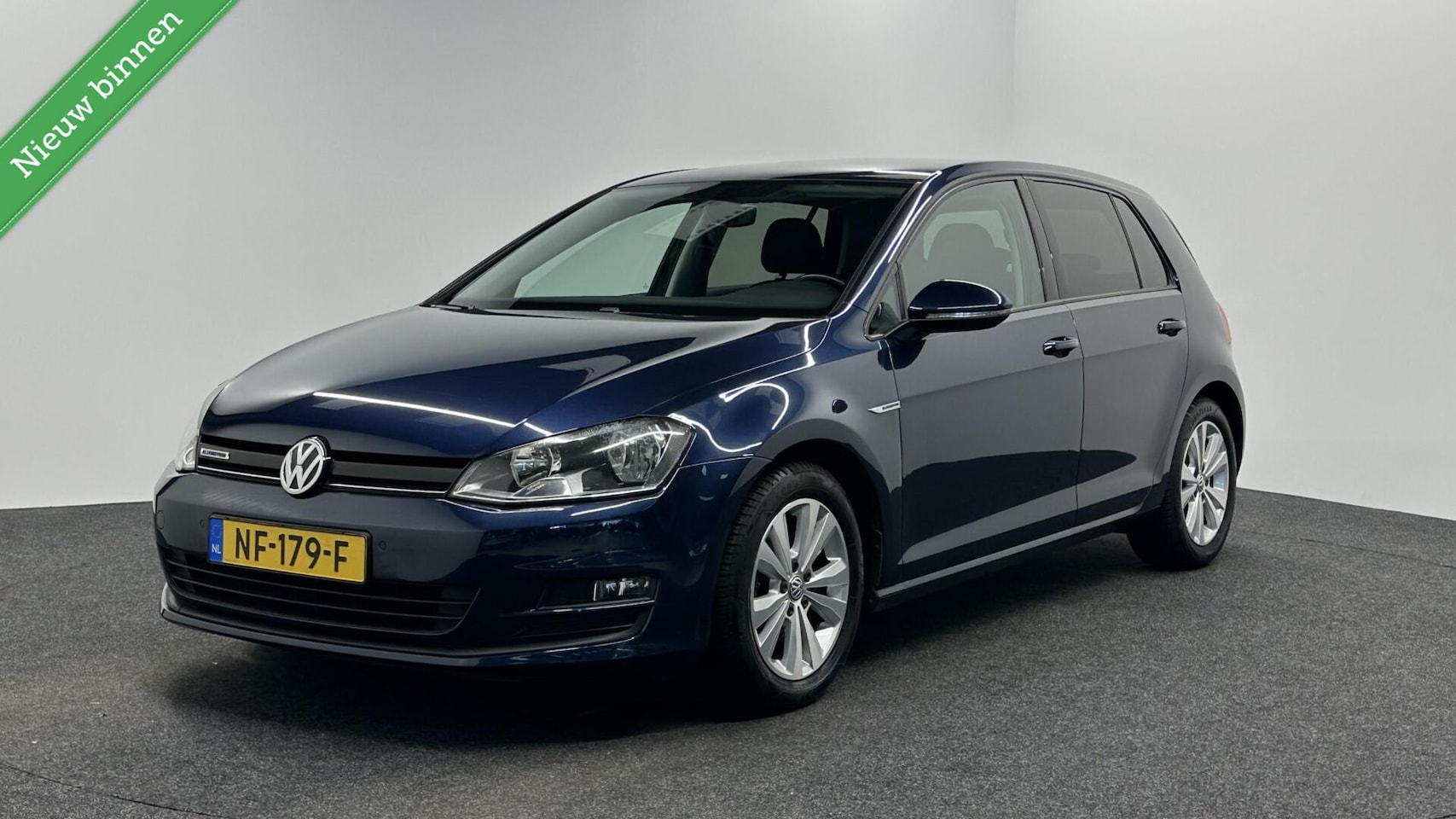 Volkswagen Golf - 1.0 TSI Connected Series NAVI ECC CRUISE LM CARPLAY. - AutoWereld.nl