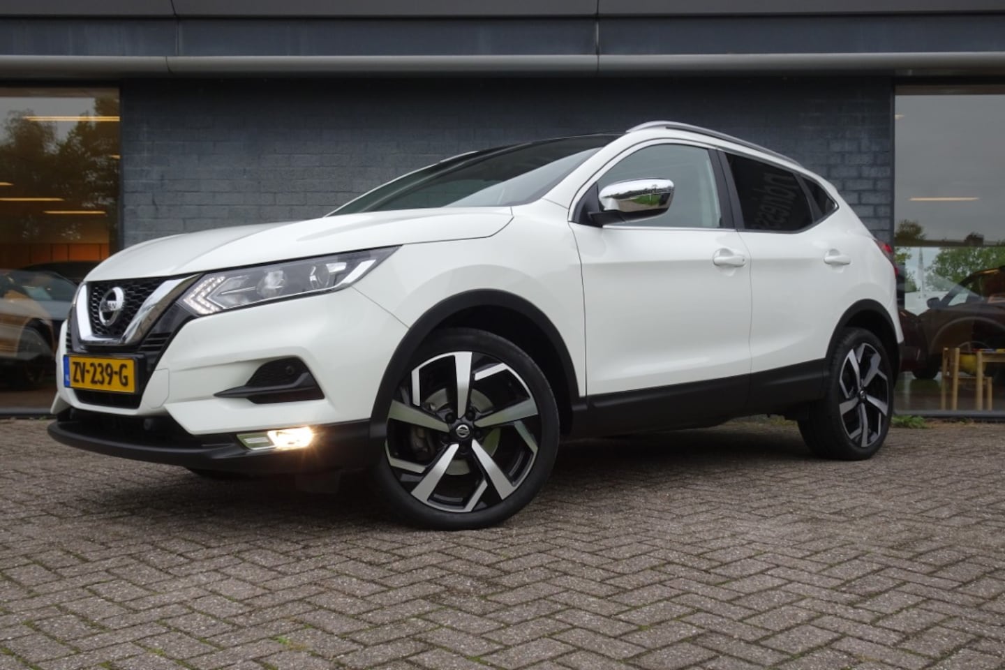 Nissan Qashqai - 1.3 DIG-T 160pk DCT Acenta - AutoWereld.nl