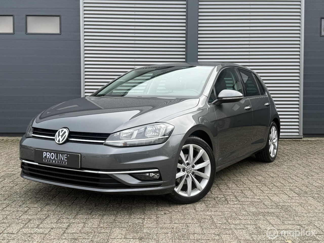 Volkswagen Golf - 1.0 TSI Highline 1.0 TSI Highline - AutoWereld.nl