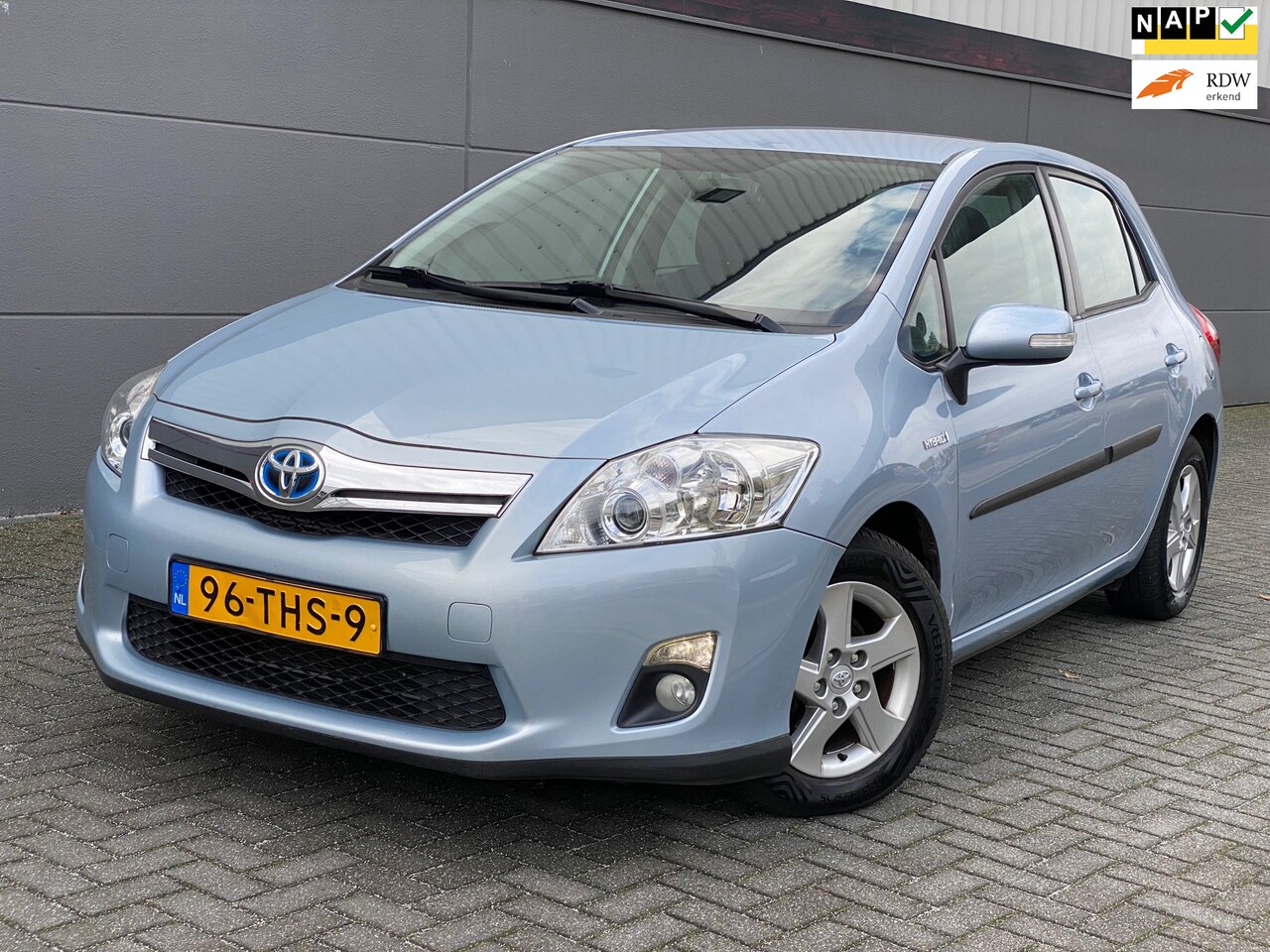 Toyota Auris - 1.8 Full Hybrid Aspiration/ AUTOMAAT/ nap/ dealeronderhouden/ 1jaar apk/volle opties/ zeer - AutoWereld.nl