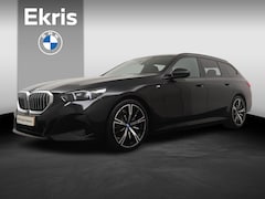 BMW 5-serie Touring - 530e M Sportpakket | Panoramadak | Trekhaak | Driving Assistant Plus | Harman Kardon |