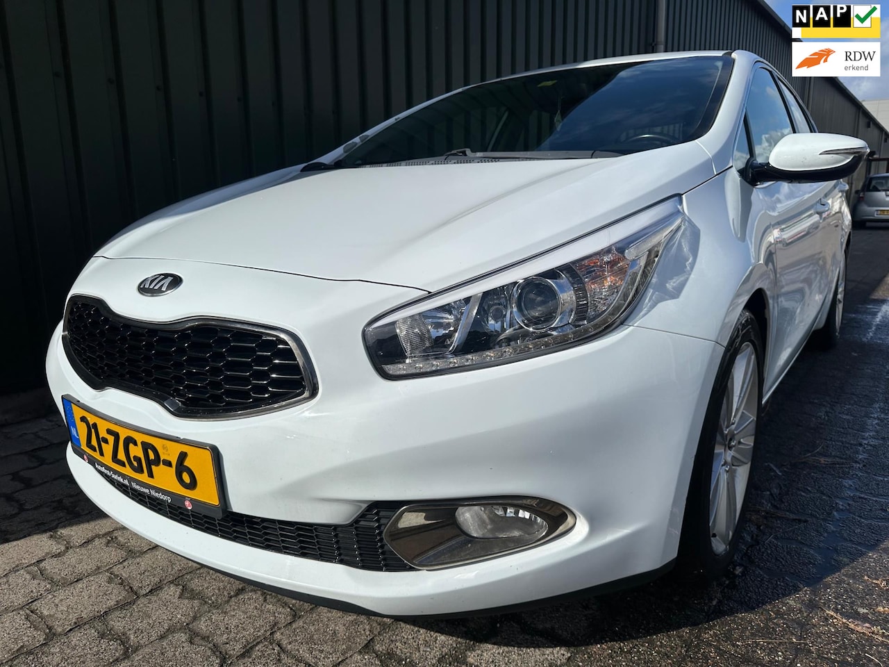 Kia Cee'd - 1.6 GDI Comfort Pack 1.6 GDI Comfort Pack Nieuwe APK - AutoWereld.nl
