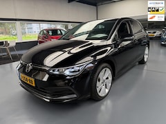 Volkswagen Golf - 1.5 eTSI Style |Massagestoelen|Ambient Light|