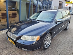 Volvo V70 - 2.4 Summum Automaat 170PK LEER / NAVI / SUNROOF