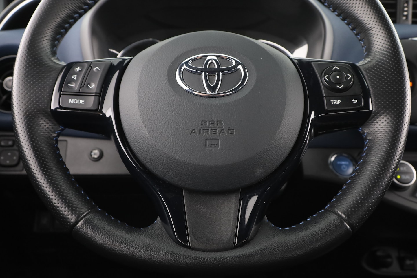 Toyota Yaris - 1.5 Hybrid Active | FT86906 | - AutoWereld.nl