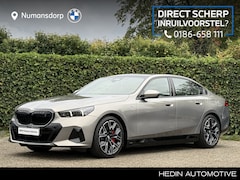 BMW i5 - eDrive40 | M-Sport Pro | 20'' | Panorama. | Driv. Plus | Park. Prof. | Comfortstoel. | Hea