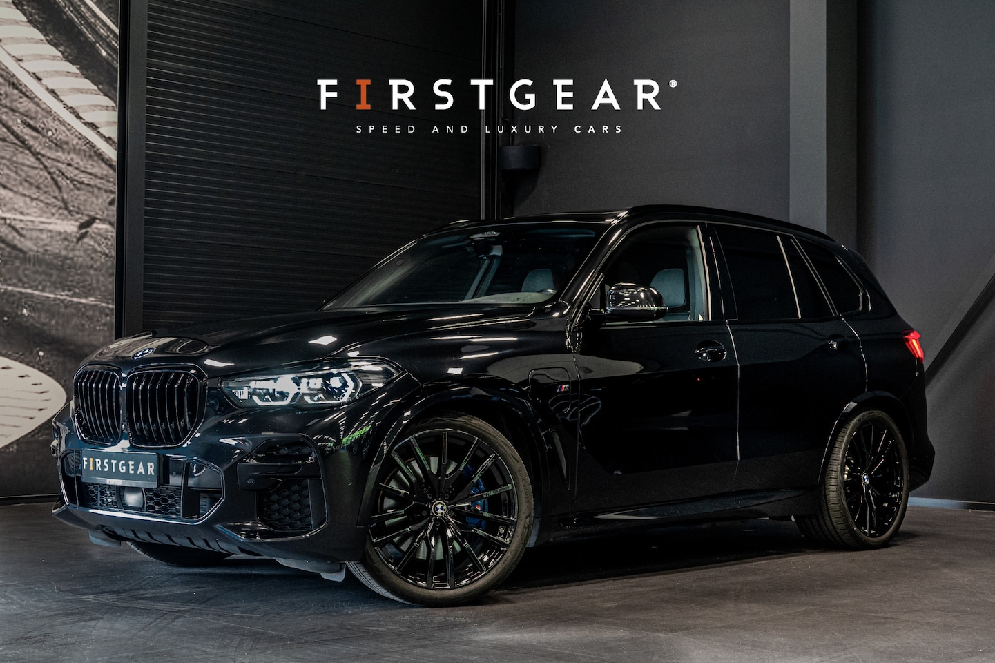 BMW X5 - xDrive45e High Executive *M-Sport / Panorama / Surround-View / Memory / Soft-Close* - AutoWereld.nl