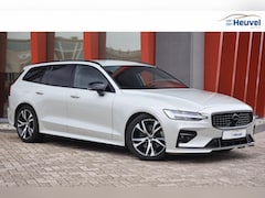 Volvo V60 - B4 R-Design | Stoelverwarming | Parkeercamera | Pilot Assist | Glossy Black | Keyless