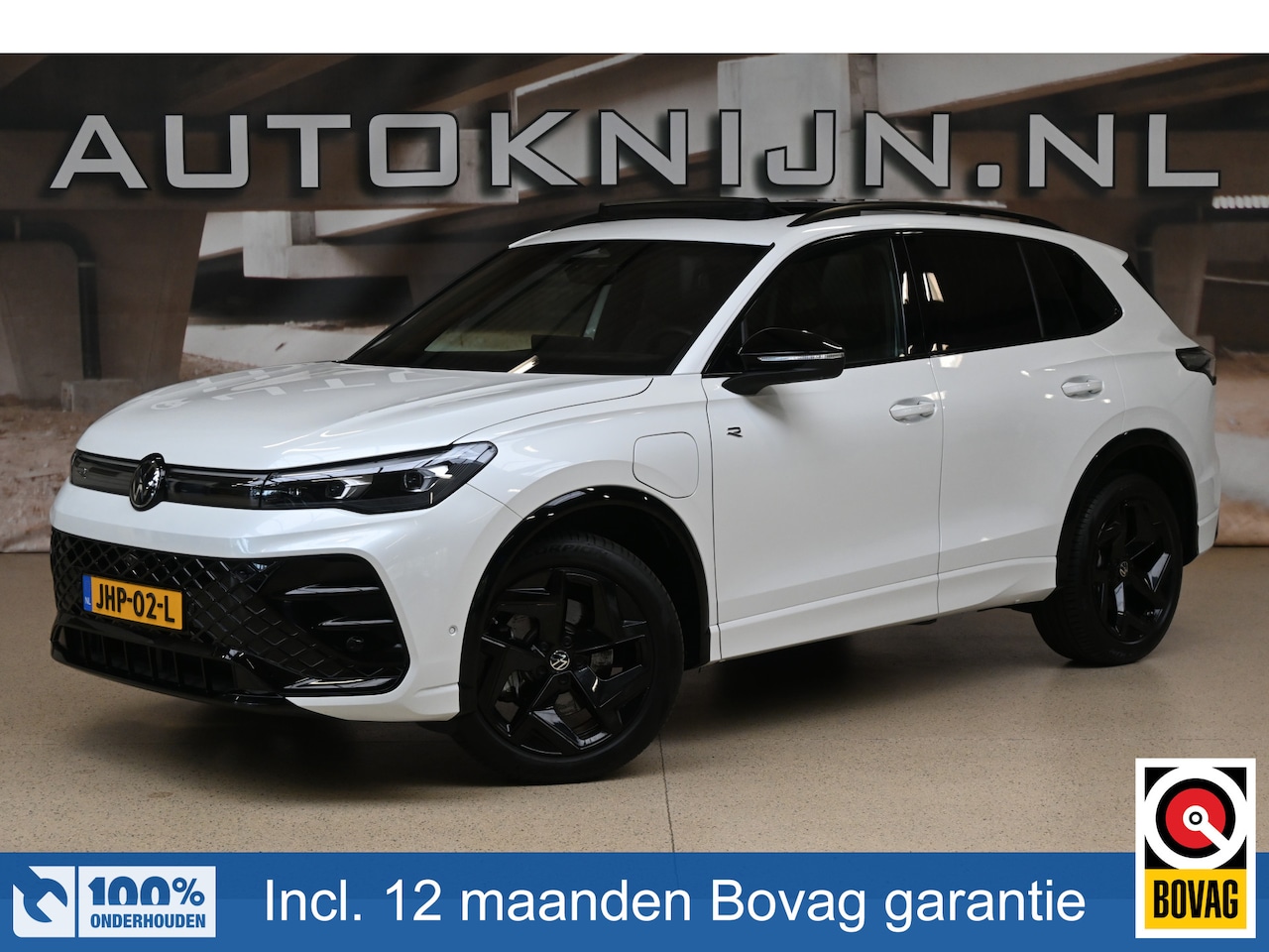 Volkswagen Tiguan - 1.5 eHybrid 272pk R-Line | Leder | Panoramadak | 360° Camera | 100% (Dealer) onderhouden l - AutoWereld.nl