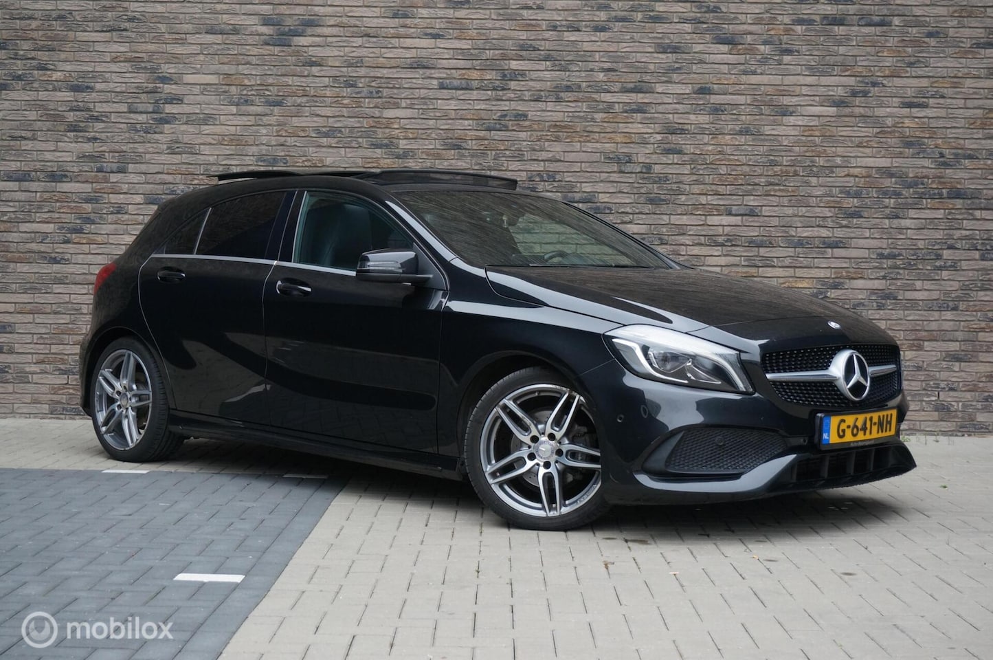 Mercedes-Benz A-klasse - AMG|Panorama Camera LED PDC Cruise | Facelift! - AutoWereld.nl