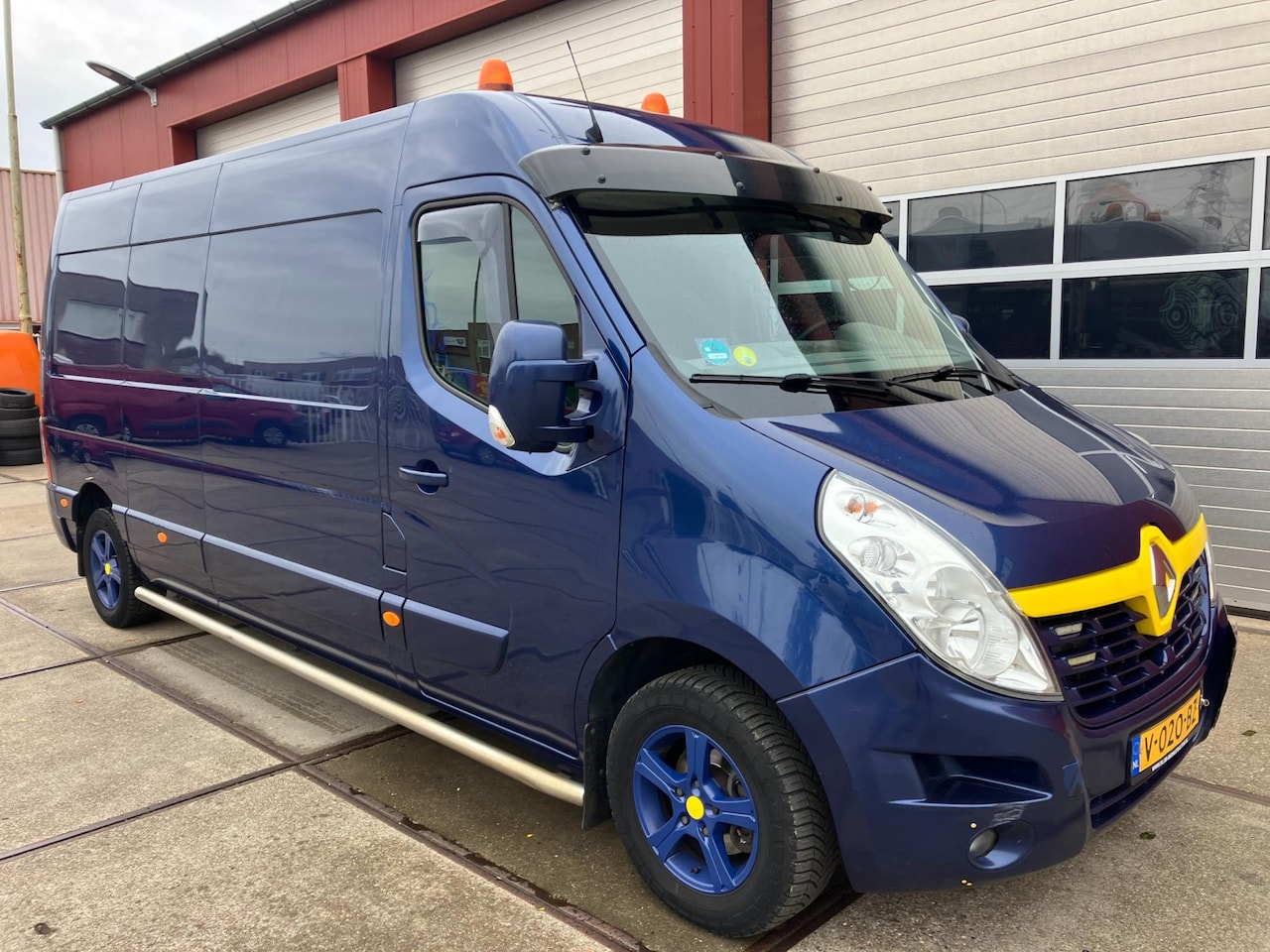 Renault Master - T35 2.3 dCi L3H2 Energy T35 2.3 dCi L3H2 Energy - AutoWereld.nl