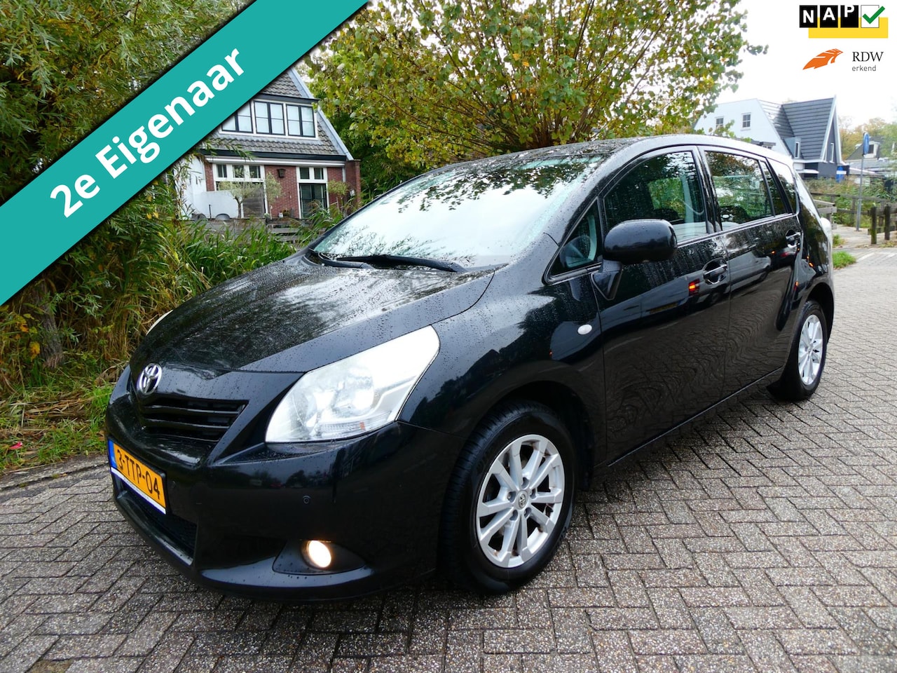 Toyota Verso - 1.8 VVT-i 147pk 7-Persoons Clima Cruise Panorama PDC Historie - AutoWereld.nl