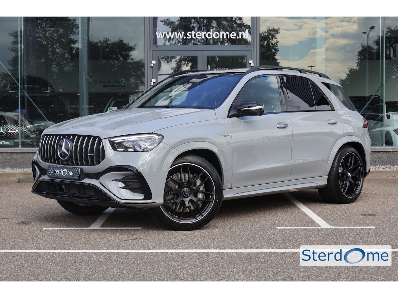 Mercedes-Benz GLE-Klasse - AMG 53 4MATIC+ Hybrid I ALPINE I Panoramadak I Distronic I 360 Camera I Trekhaak I Stoelve - AutoWereld.nl