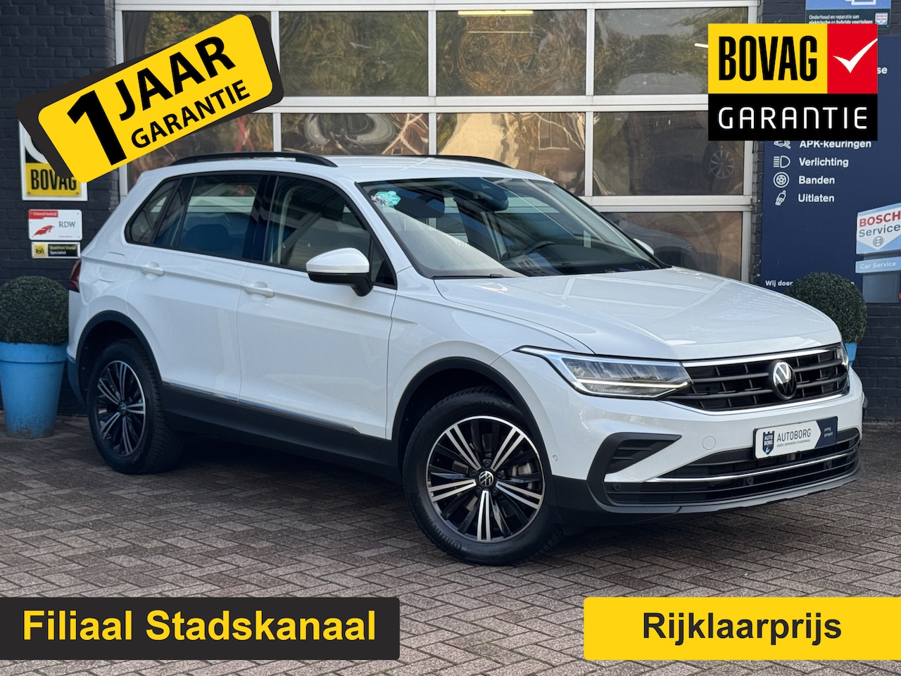 Volkswagen Tiguan - 1.4 TSI eHybrid Business GRATIS Aleverpakket! | Achteruitrijcamera | Trekhaak | Adaptive C - AutoWereld.nl