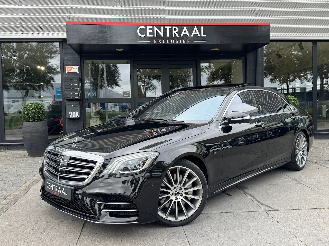 Mercedes-Benz S-klasse - 560 e Lang AMG 476PK|Pano|Burmester|Massage|Head-Up|Memory|360Camera|Leder - AutoWereld.nl
