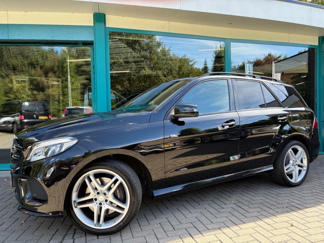 Mercedes-Benz GLE-Klasse - 400 4MATIC AMG Lucht, Head-up, Dak, 360º Camera, Harman Kardon, 21Inch - AutoWereld.nl
