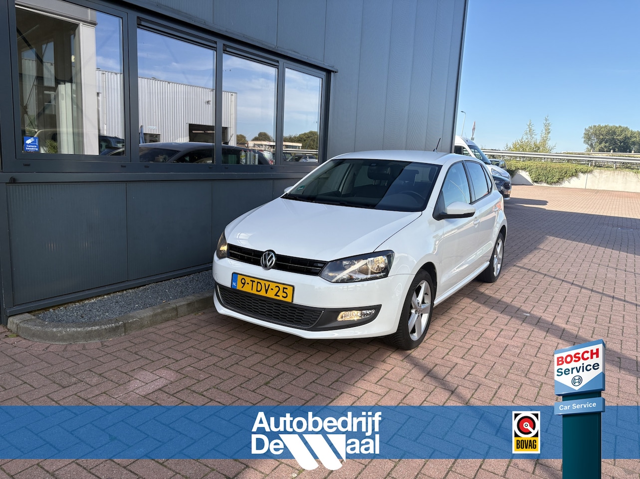 Volkswagen Polo - 1.2 TSi 90pk Highline 5-drs. NAVI/CLIMA/CRUISE/PDC/16INCH - AutoWereld.nl