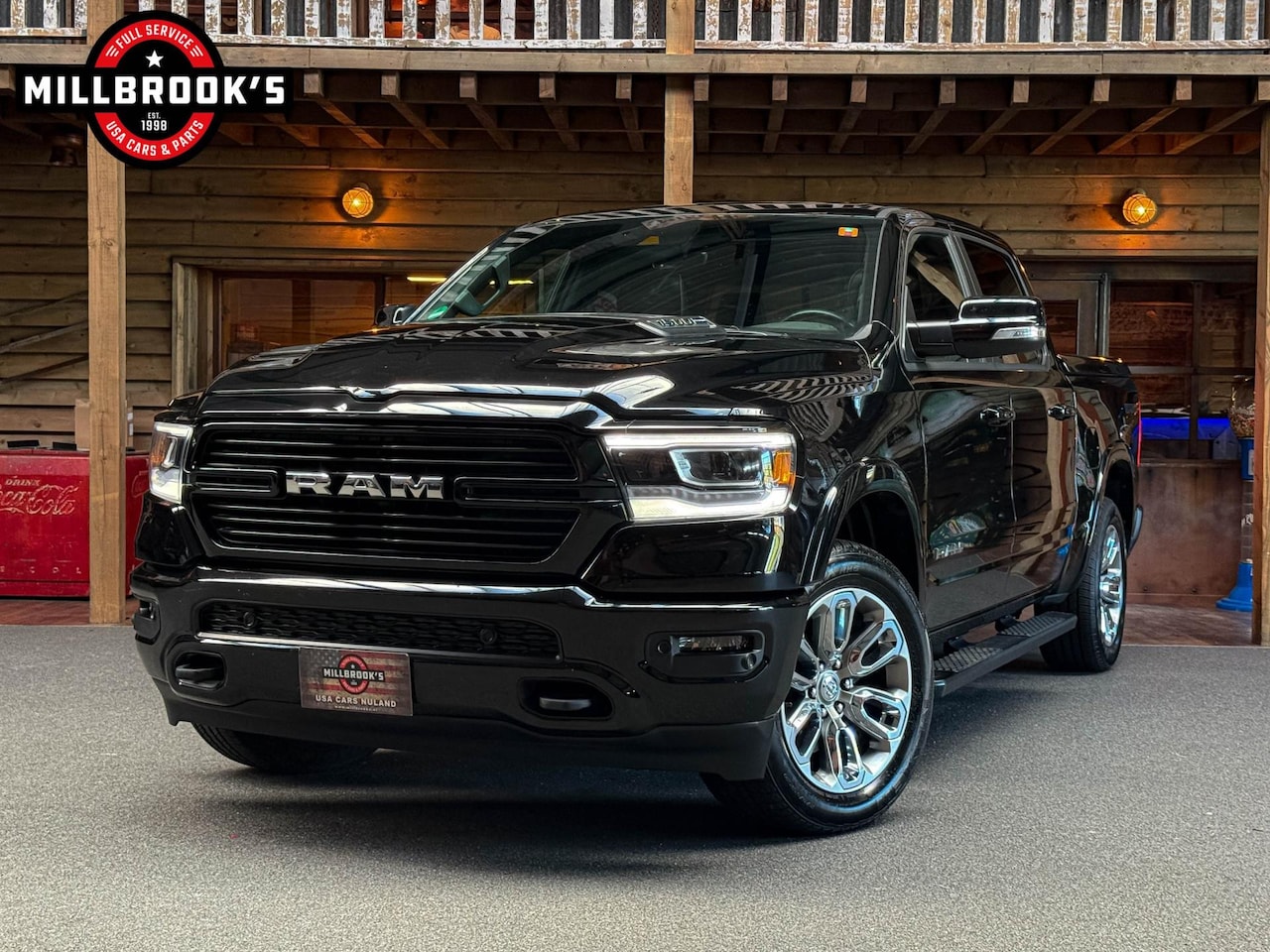 Dodge Ram 1500 - Laramie Sport Pentastar, origineel Nederlands, 1e eigenaar, Panorama, Apple Carplay - AutoWereld.nl