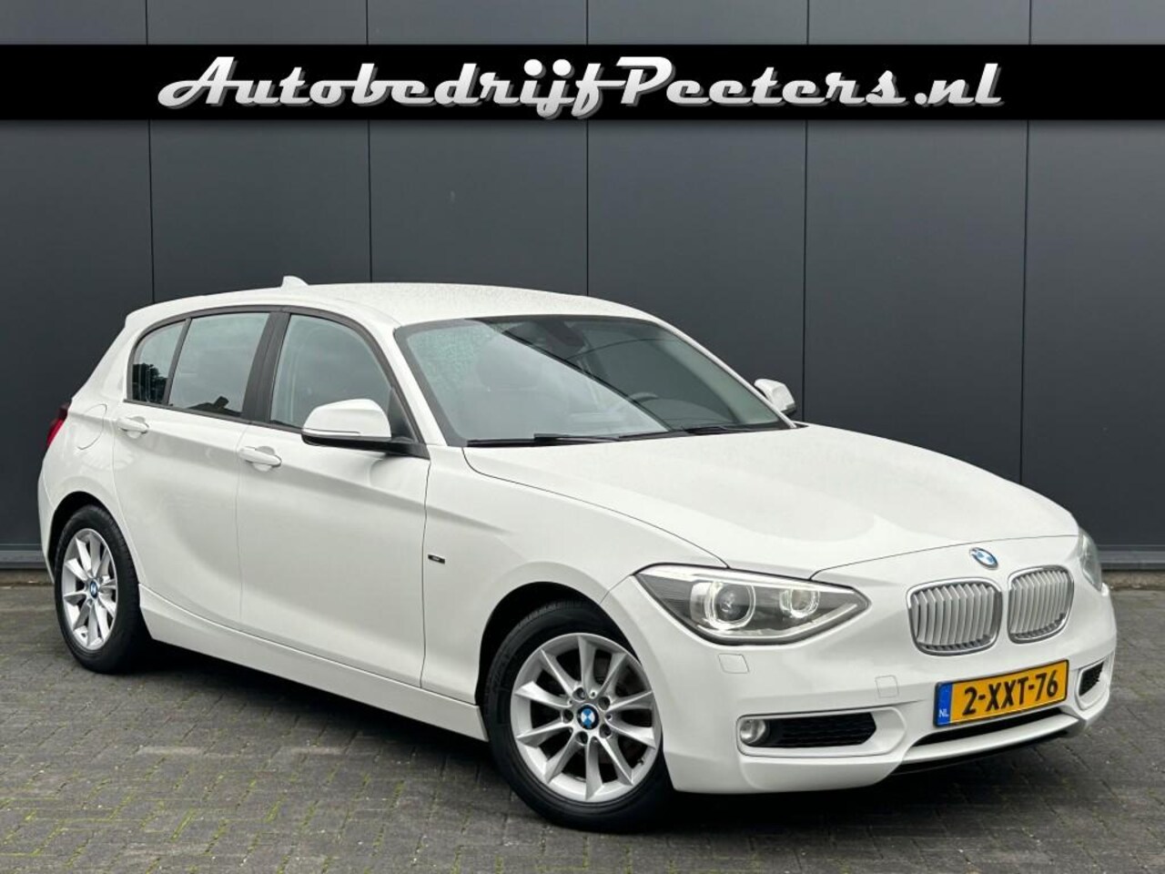 BMW 1-serie - 116d 2e eigenaar H/K Navi Leder Sportstoel Xenon M-stuur NL-auto - AutoWereld.nl