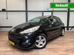Peugeot 207 - 1.6 3 drs - navigatie - ecc - cruise