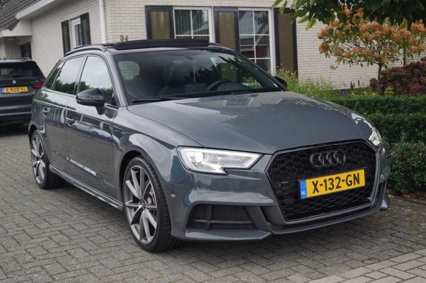 Audi A3 Sportback - Sportback S-line 2.0 TFSI Quattro (190pk) Panodak/Navi/Camera/19 inch - AutoWereld.nl