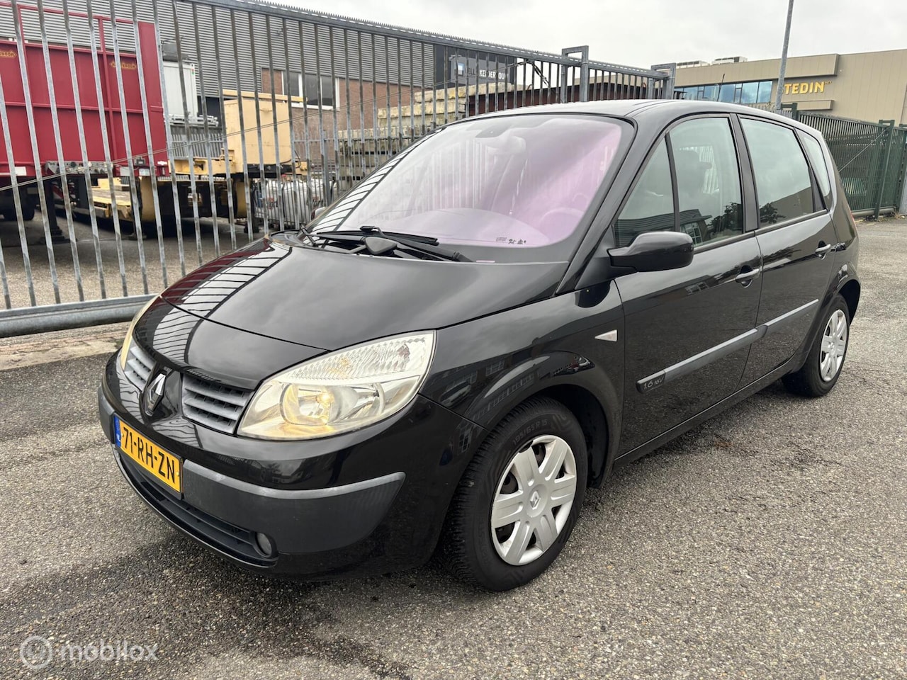 Renault Scénic - 1.6-16V Privilège Luxe 1.6-16V Privilège Luxe - AutoWereld.nl