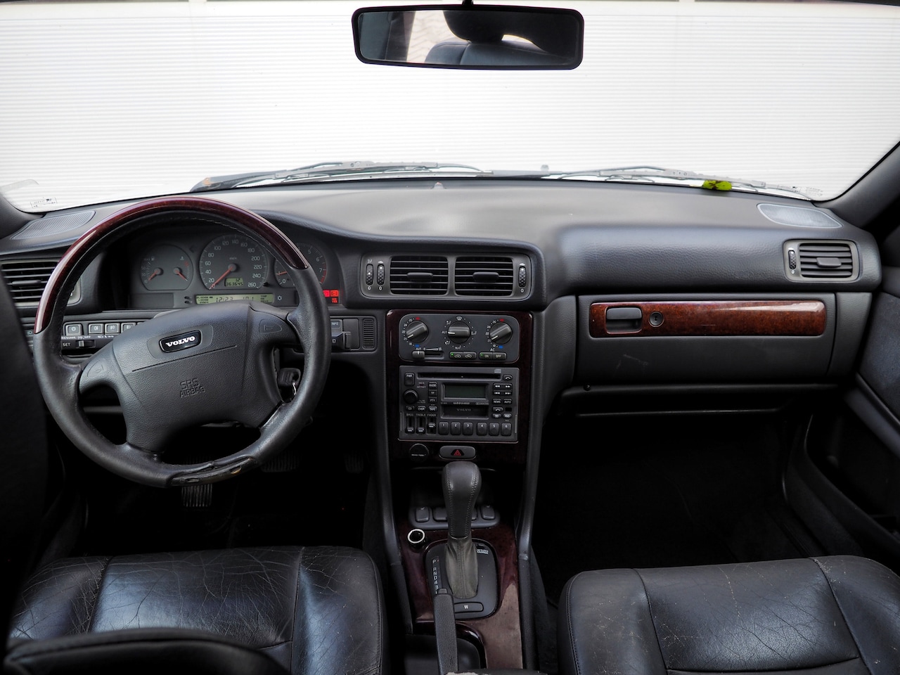 Volvo V70 - 2.4 170pk Comfort Europa EXPORT!