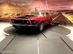 Ford Mustang - Mach one q-code 428 -5 speed