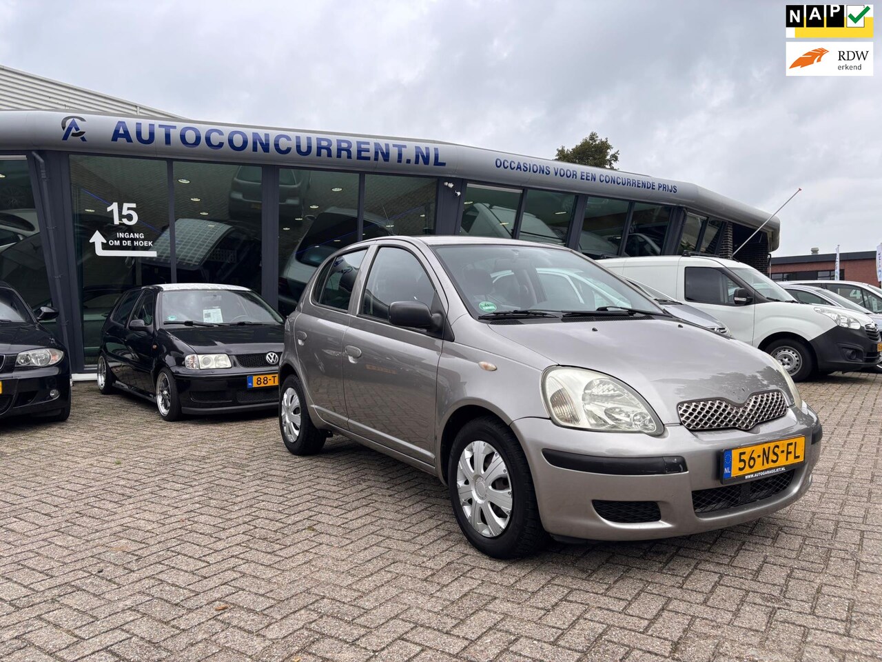 Toyota Yaris - 1.3 VVT-i Idols 1.3 VVT-i Idols, Airco, Nieuwe APK, Inruil mogelijk. - AutoWereld.nl