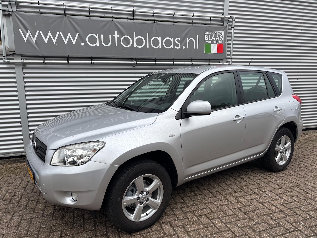 Toyota RAV4 - 2.0 VVTi Linea Sol 2.0 VVTi Linea Sol - AutoWereld.nl