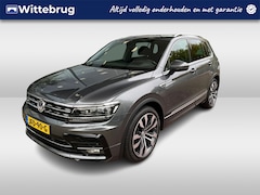 Volkswagen Tiguan - 1.5 TSI 150 PK DSG R-Line / 2X R-line / Virtual cockpit / Panorama dak / Zwenkbare trekhaa
