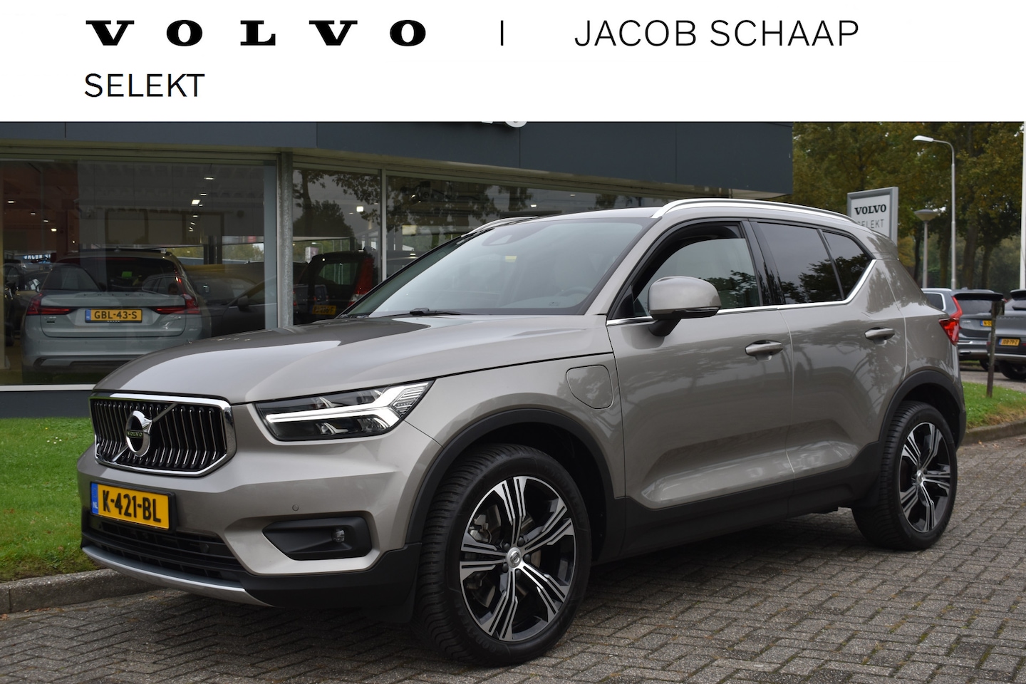 Volvo XC40 - T5 262PK Plug-in Hybrid Inscription | Trekhaak | 1e eigenaar | BLIS | ACC | Leer | - AutoWereld.nl