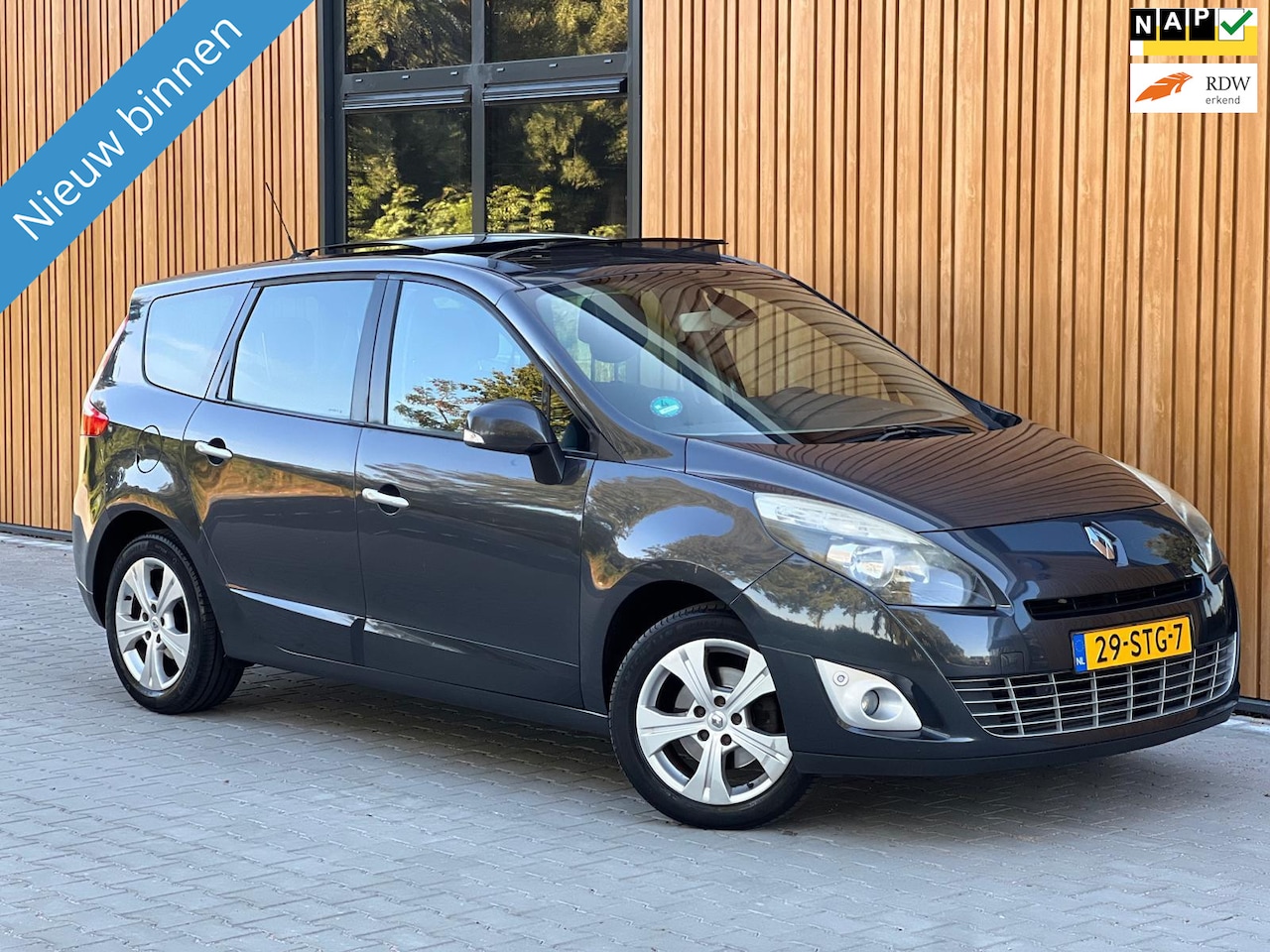Renault Grand Scénic - 1.4 TCe Dynamique|Panoramadak - AutoWereld.nl