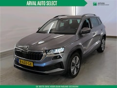 Skoda Karoq - 1.5 TSI 150pk Automaat Business Edition Plus | ACC | Navi | Apple CarPlay | Stoelverwarmin