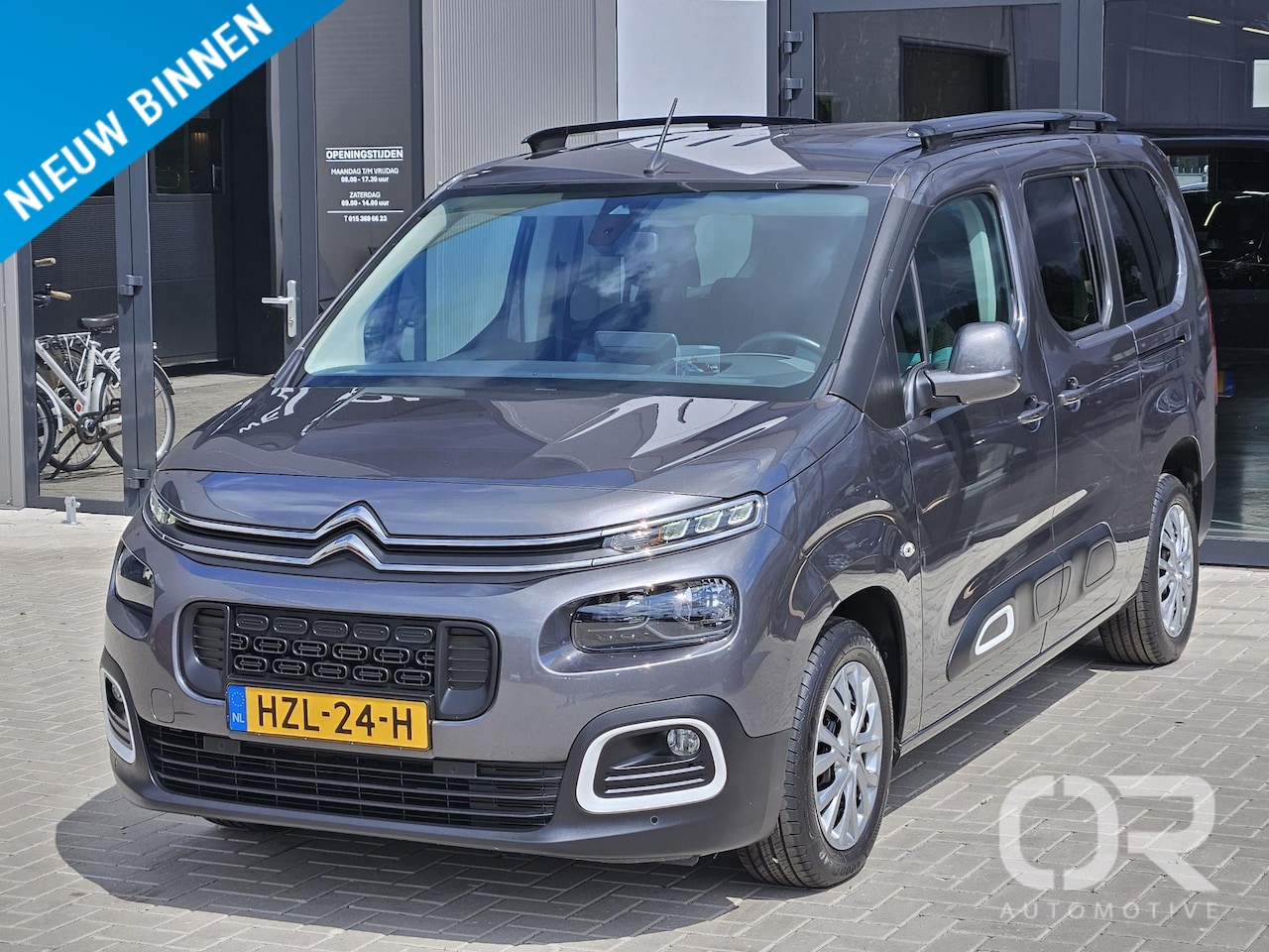 Citroën Berlingo XL - 1.2 Shine 7persoons Trekhaak 1e eig. Distr.gedaan - AutoWereld.nl