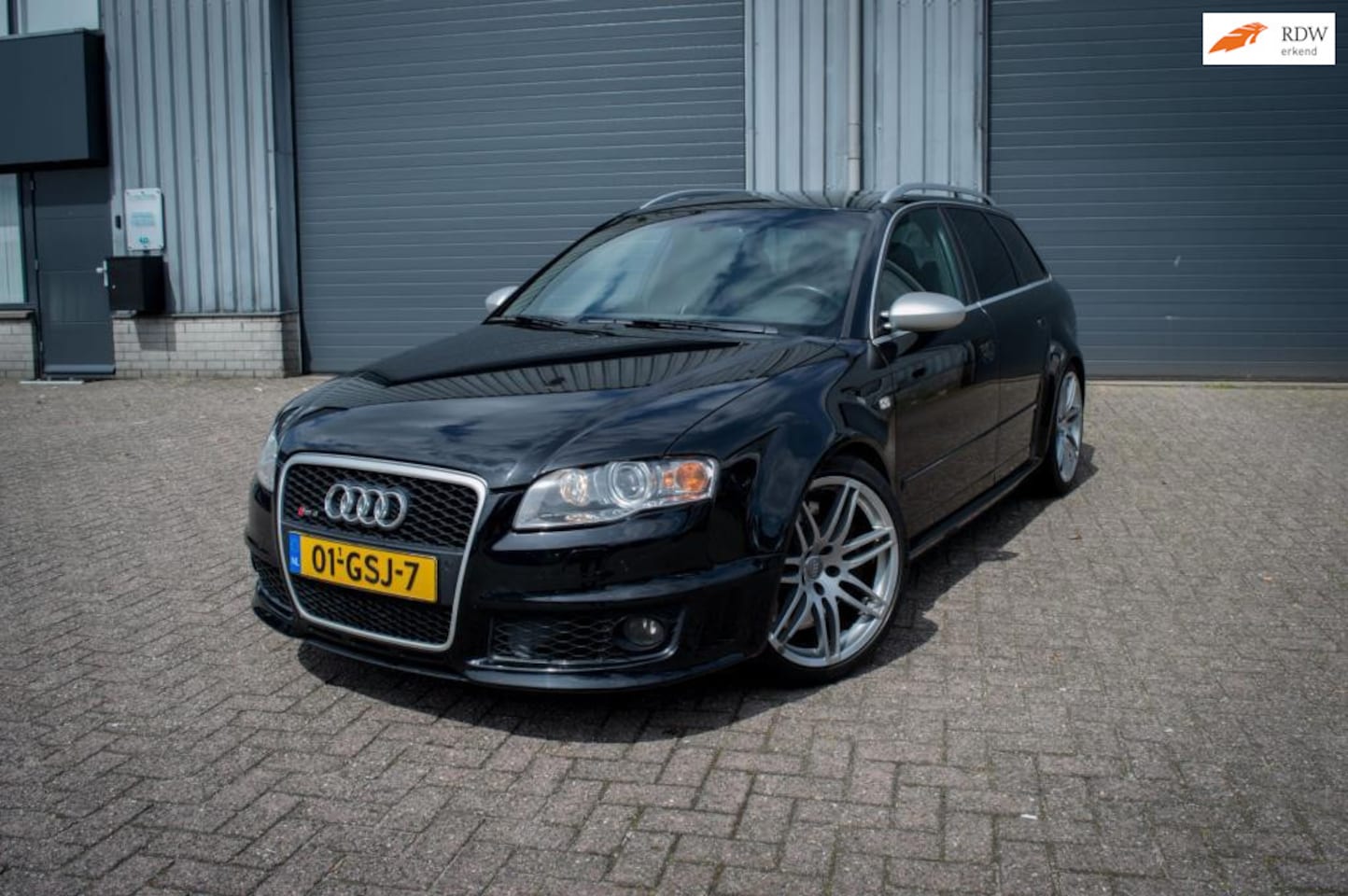 Audi A4 Avant - 4.2 V8 RS4 quattro 4.2 V8 RS4 quattro - AutoWereld.nl