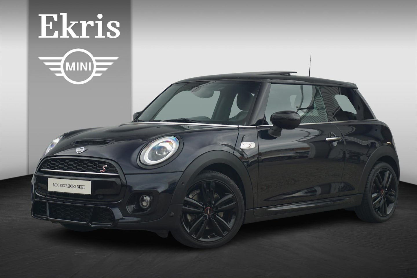 MINI Cooper S - Mini 2.0 Hammersmith | Pano dak / Harmon Kardon / keyless entry / JCW Pakket - AutoWereld.nl