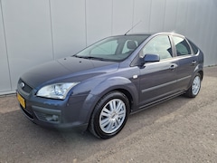 Ford Focus - 1.6-16V Champion