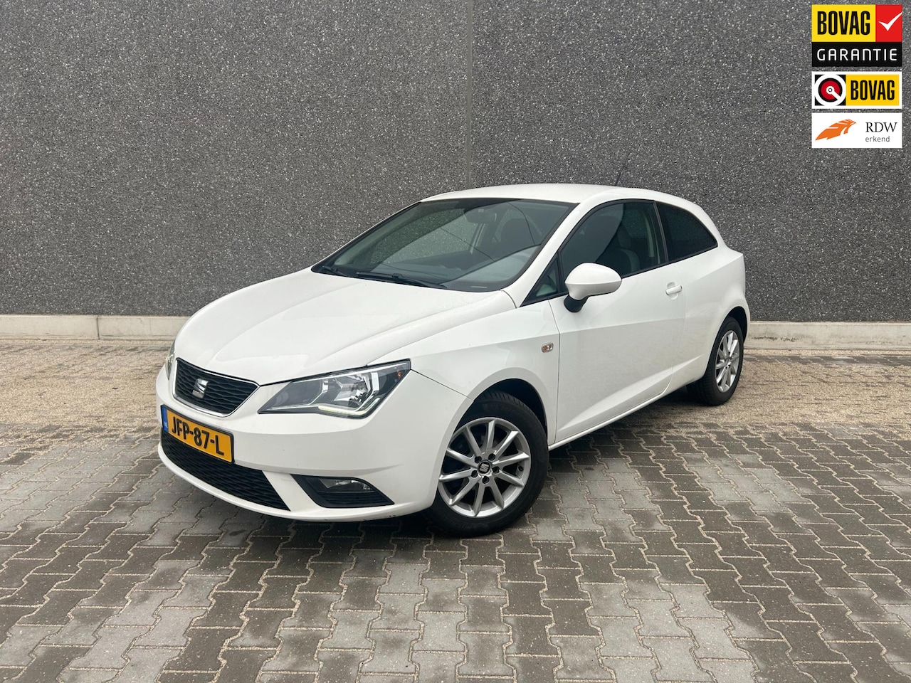 SEAT Ibiza - 1.2 TSI | NAVI | BLUETOOTH | CC | PDC | APK T/M 8-10-2026 | AFLEVERBEURT | BOVAG-GARANTIE - AutoWereld.nl