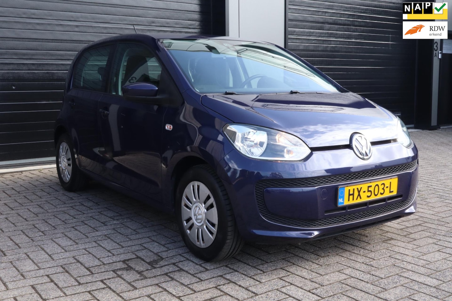 Volkswagen Up! - 1.0 move up! BlueMotion NAVI PDC CRUISE CONTROL LAGE KM STAND 1E EIG - AutoWereld.nl
