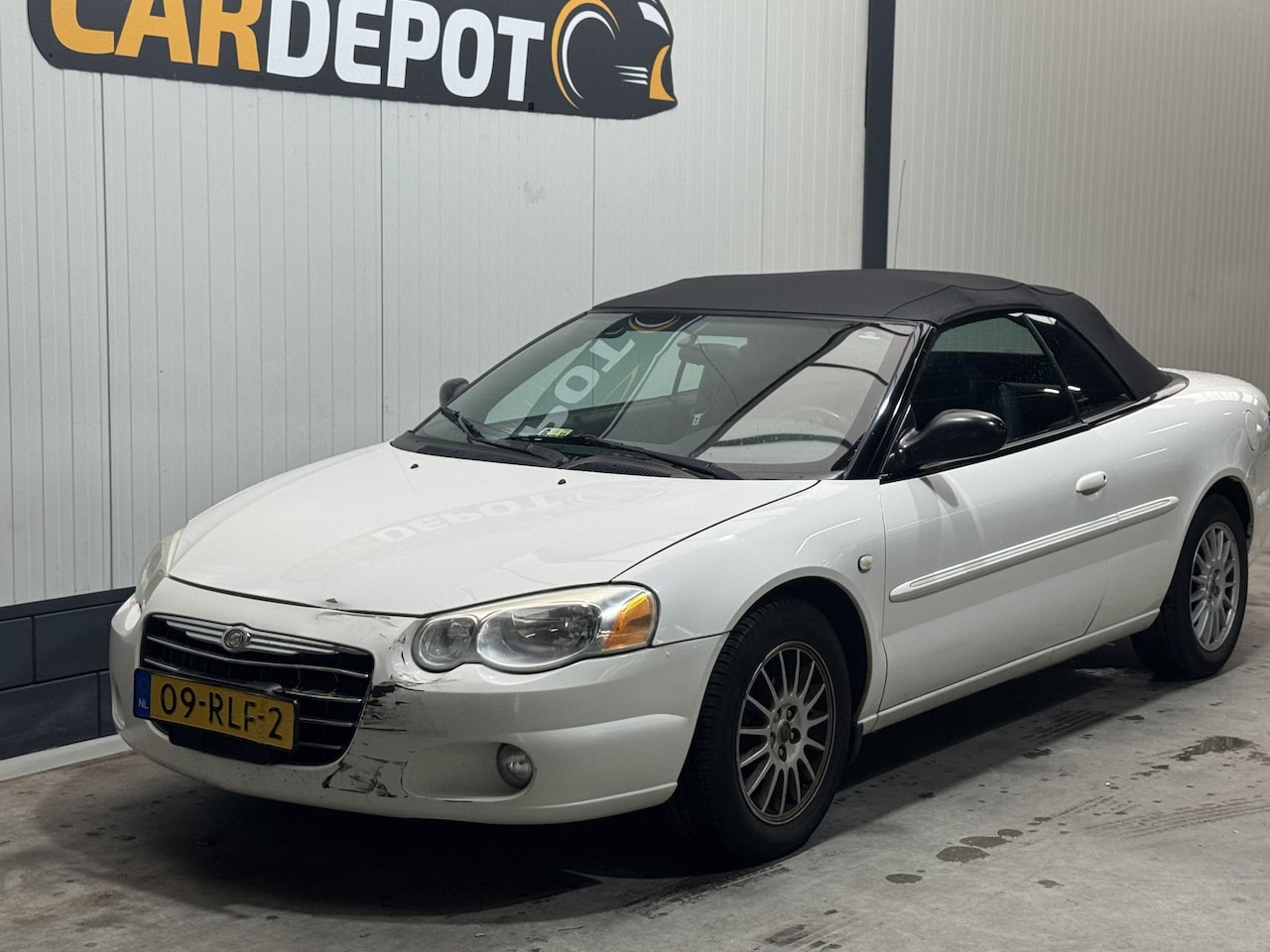 Chrysler Sebring Cabrio - 2.7i V6 Touring Convertible - AutoWereld.nl