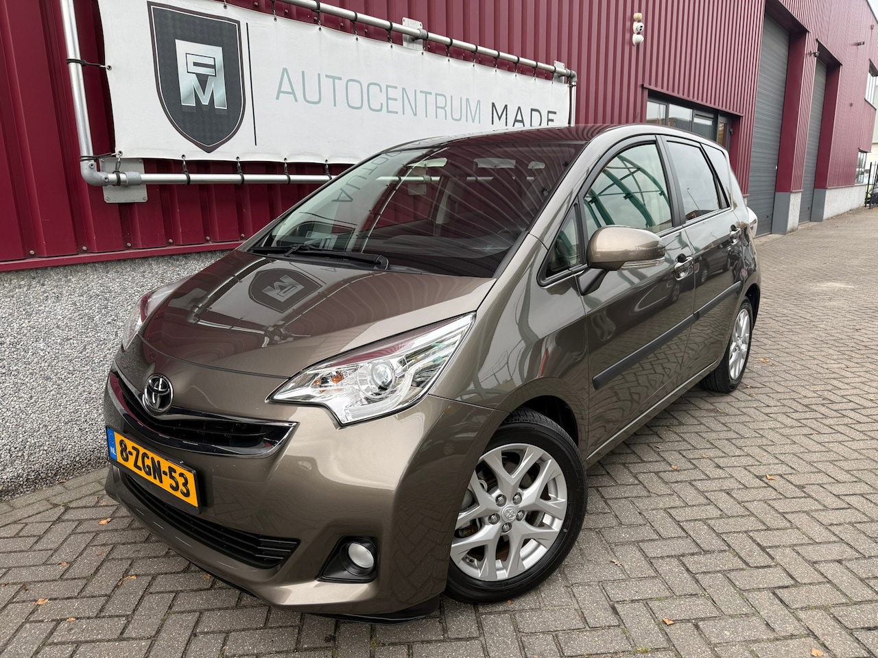 Toyota Verso S - 1.3 VVT-i Trend // Automaat // 95 DKM NAP // Pano.dak // - AutoWereld.nl