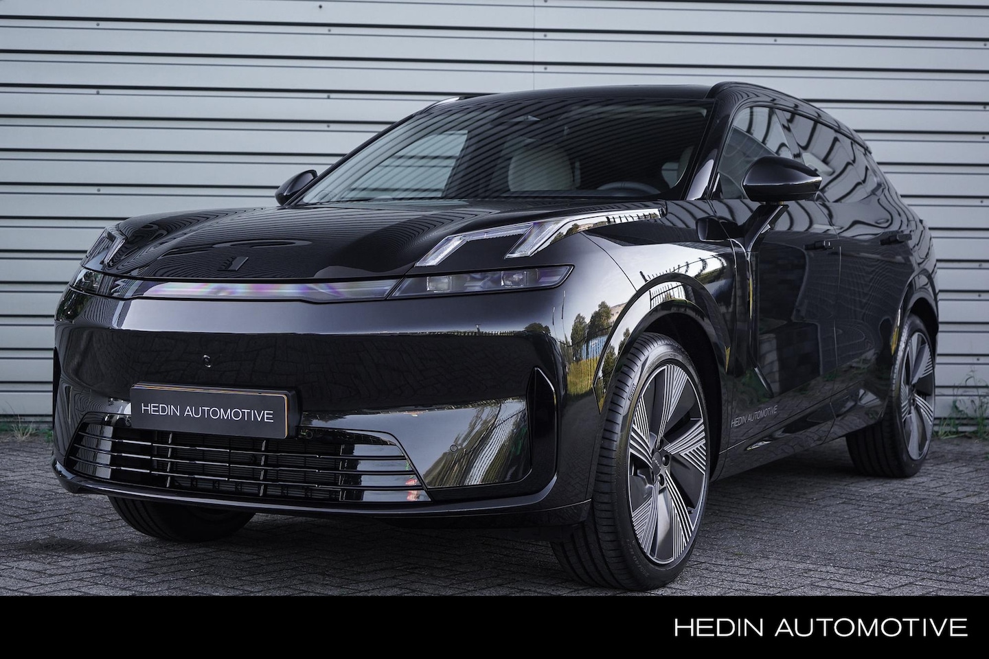 Lynk & Co 08 - 1.5 More | 200 KM Electrisch | Panorama Dak | Android Auto | Apple CarPlay | 21 "LM Velgen - AutoWereld.nl