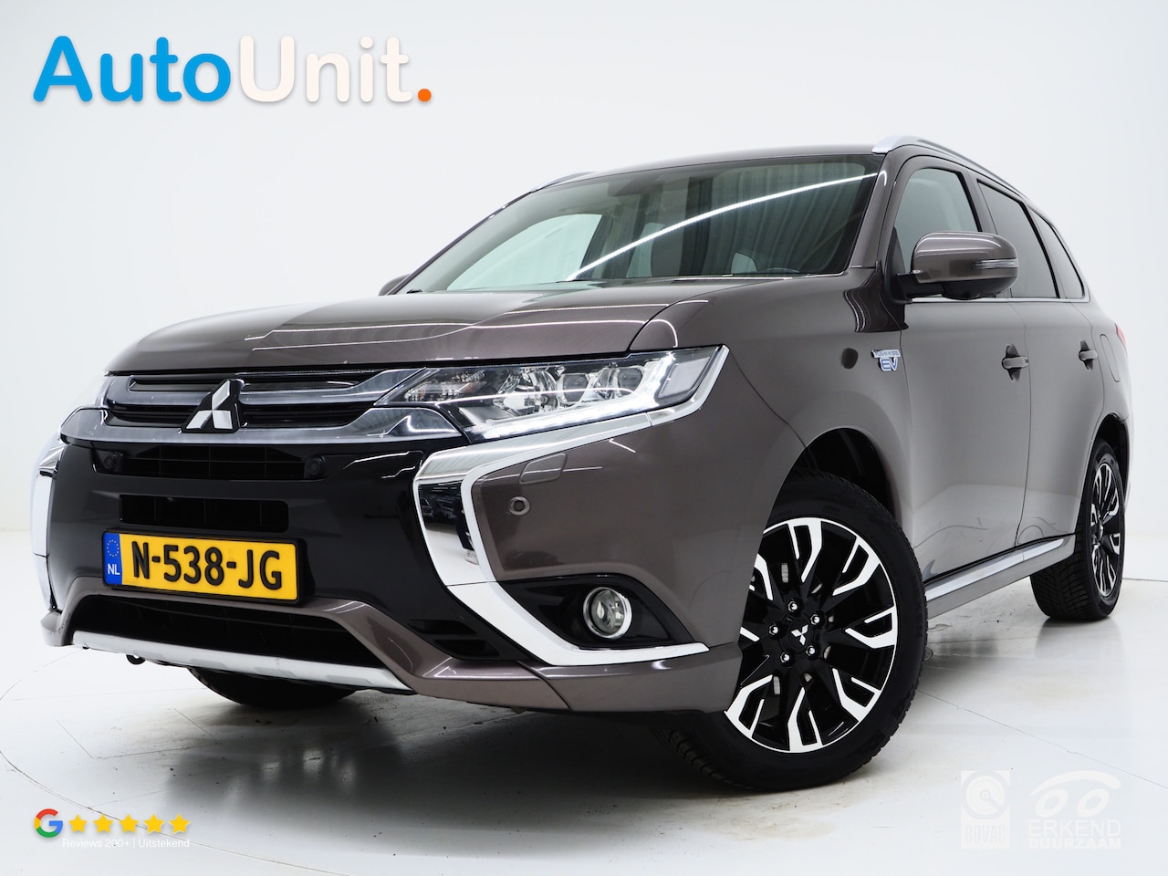 Mitsubishi Outlander - 2.0 PHEV Instyle | Schuif/Kanteldak | 360 | Adaptieve Cruise | Keyless | Trekhaak | Leder - AutoWereld.nl